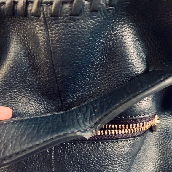 Tory Burch Thea Slouchy Leather Chain Tote - Picture 5 of 6